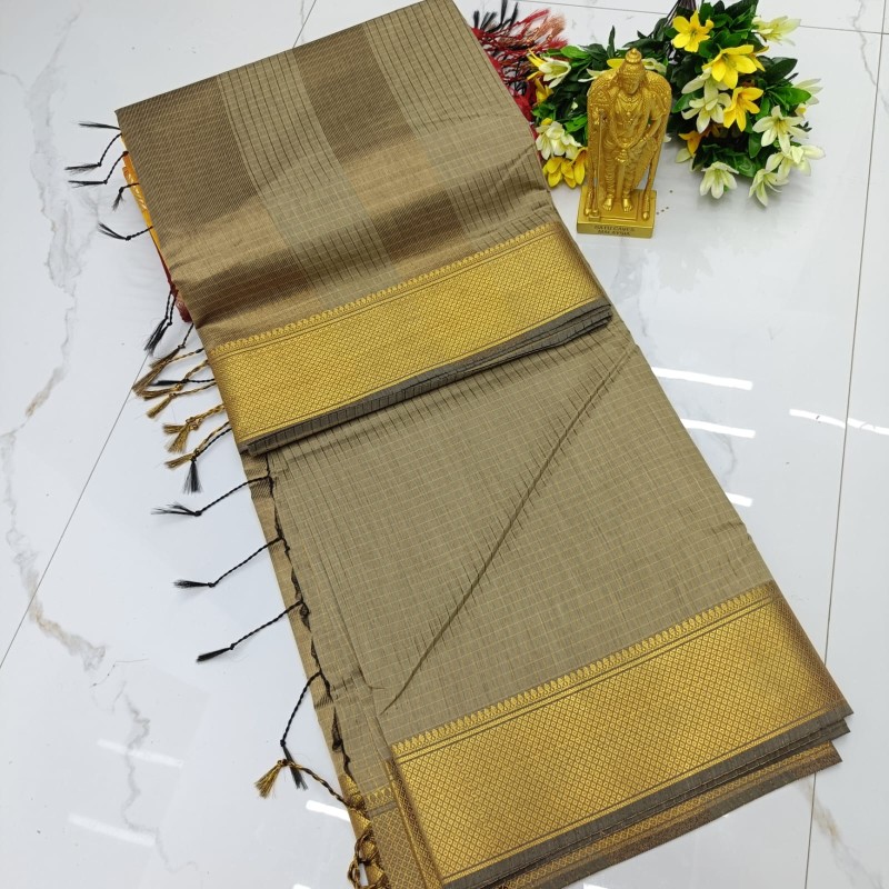 Maheshwari checked cotton saree